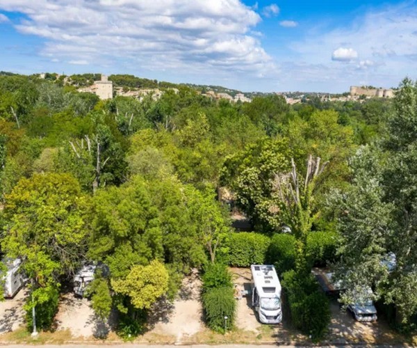 camping-avignon-emplacement-4